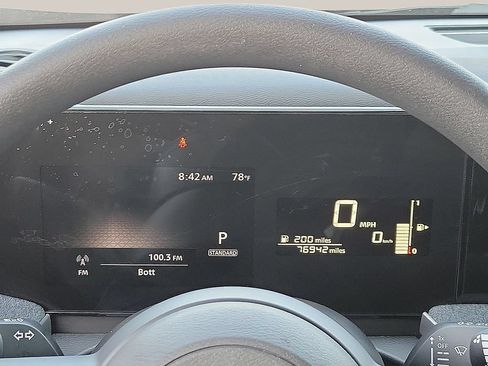 Used 2025 Nissan Kicks SV w/ Illumination Package FWD image 18