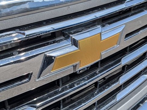 Used 2026 Chevrolet Silverado 2500 LTZ w/ LTZ Premium Package AWD/4WD image 35