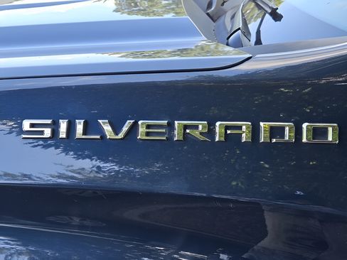Used 2021 Chevrolet Silverado 1500 Custom AWD/4WD image 12