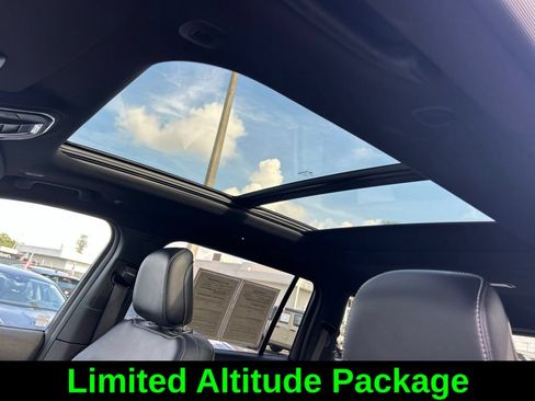 Used 2026 Jeep Grand Cherokee L Limited w/ Limited Altitude Package RWD image 11