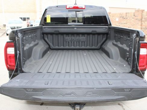 Used 2024 GMC Canyon Elevation w/ Convenience Package image 27