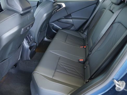 Used 2025 BMW X3 xDrive30i w/ Convenience Package image 19