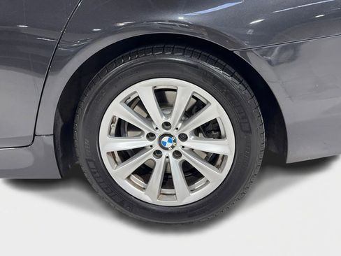 Used 2016 BMW 528i Sedan image 46