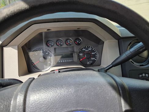 Used 2010 Ford F350 XL AWD/4WD image 13