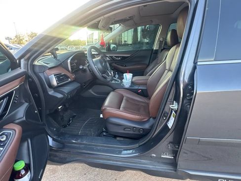 Used 2025 Subaru Outback Touring XT AWD/4WD image 9