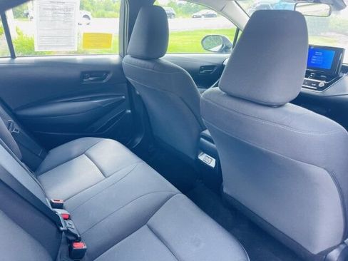 Used 2025 Toyota Corolla LE FWD image 12