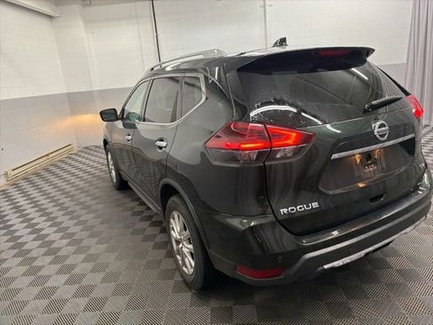 Used 2019 Nissan Rogue SV FWD image 6