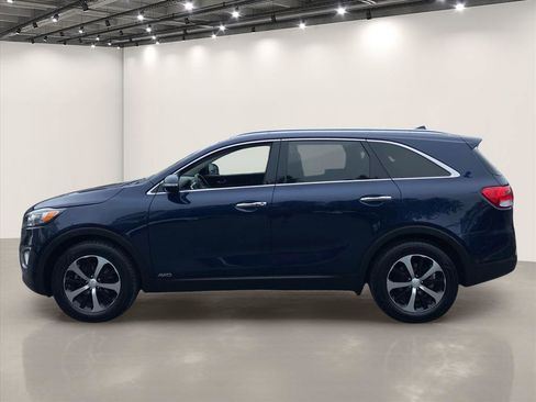 Used 2018 Kia Sorento EX w/ EX Advanced Touring Package AWD/4WD image 4