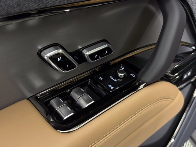 New 2027 Land Rover Range Rover Sport SE AWD/4WD image 27