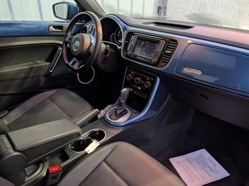 Used 2019 Volkswagen Beetle 2.0T SE image 24