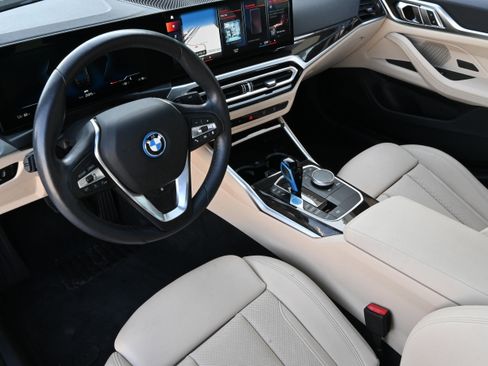 Certified 2023 BMW i4 eDrive35 w/ Premium Package image 12