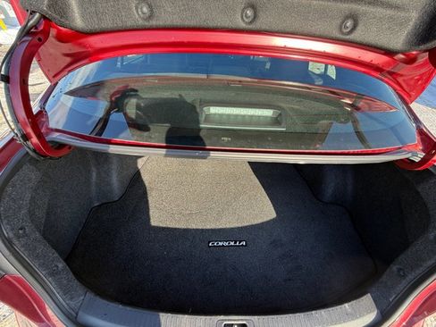 Used 2025 Toyota Corolla SE image 23