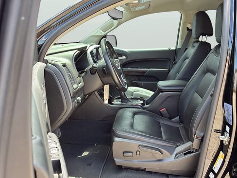 Used 2022 GMC Canyon Elevation w/ Elevation Premium Package RWD image 12