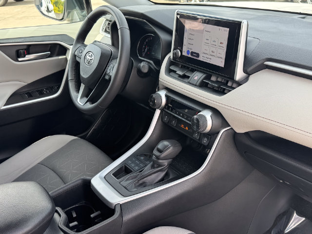 Used 2024 Toyota RAV4 XLE w/ Convenience Package AWD/4WD image 10