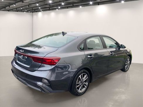 Certified 2023 Kia Forte LXS FWD image 8
