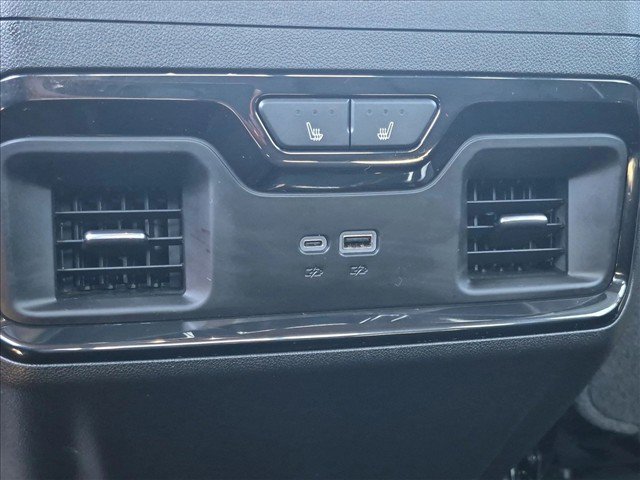 Used 2025 GMC Sierra 2500 AT4X AWD/4WD image 25