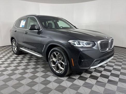 Used 2024 BMW X3 sDrive30i w/ Convenience Package RWD image 3