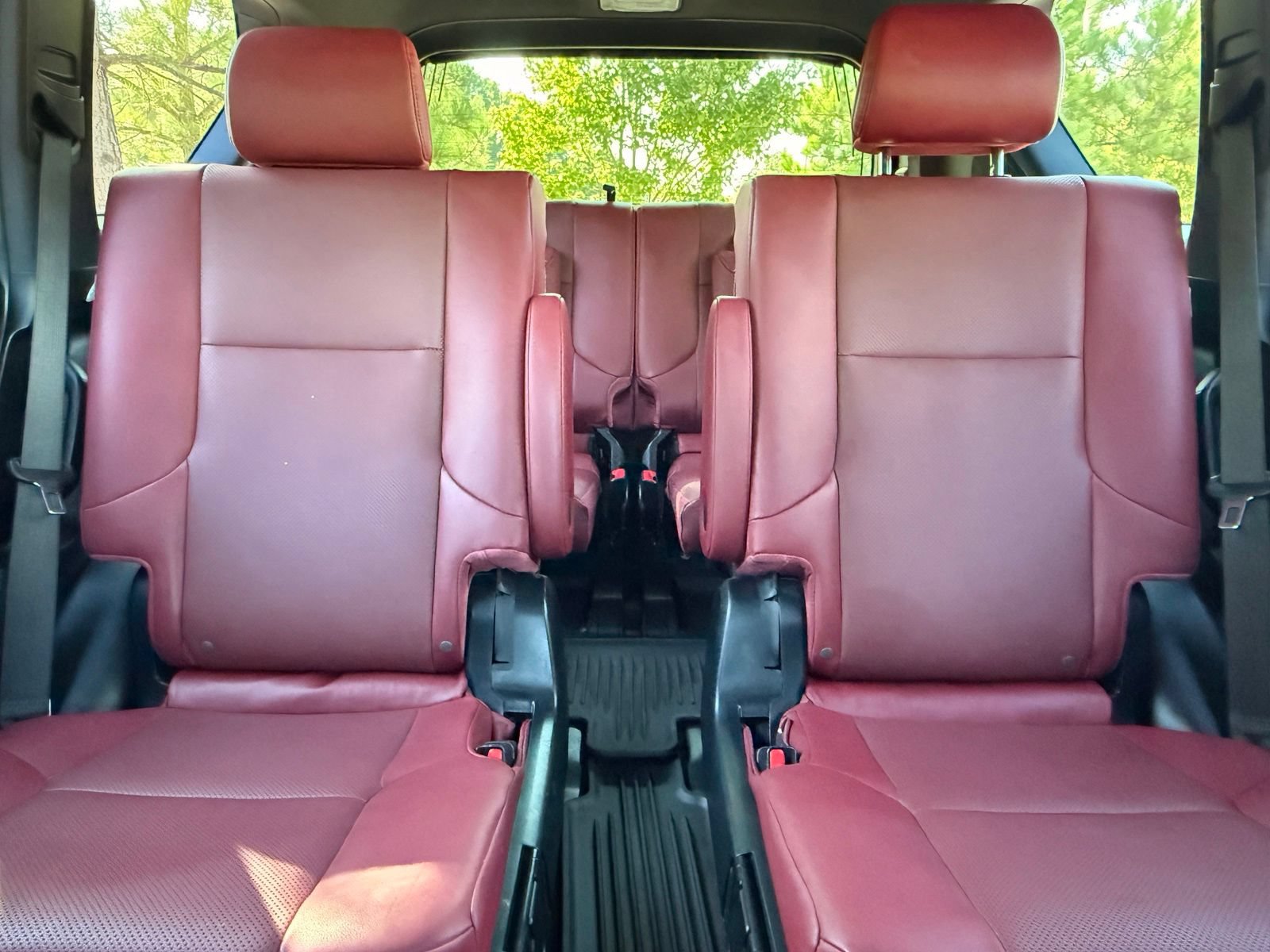 Used 2021 Lexus GX 460 Premium w/ Accessory Package AWD/4WD image 42