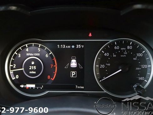 New 2025 Nissan Versa SV image 15