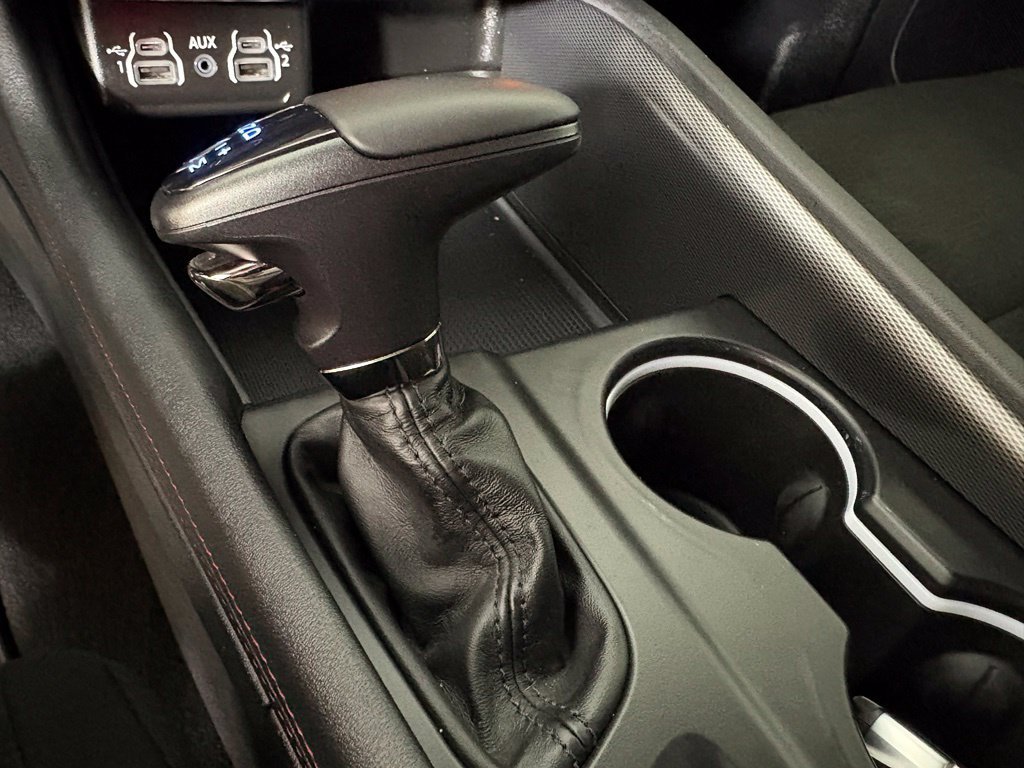 Used 2025 Dodge Durango GT w/ Blacktop Package RWD image 36