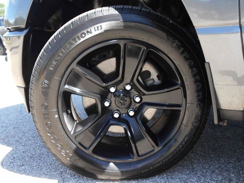 Certified 2024 RAM 1500 Big Horn AWD/4WD image 11