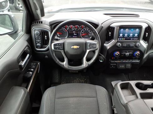 Used 2019 Chevrolet Silverado 1500 LT w/ All-Star Edition image 8