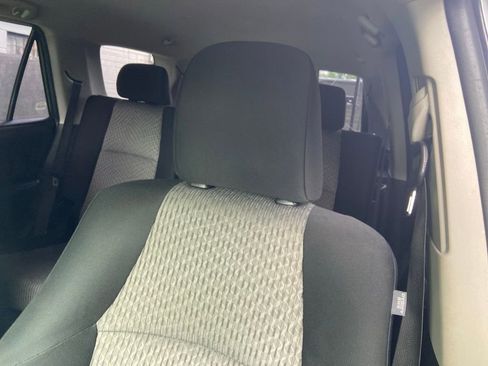 Used 2020 Toyota 4Runner SR5 AWD/4WD image 16