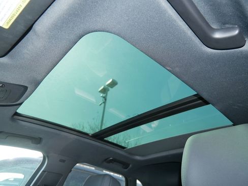 Used 2025 Audi Q3 2.0T Premium image 29