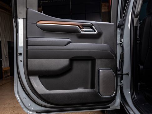 Used 2025 GMC Sierra 1500 Denali image 38