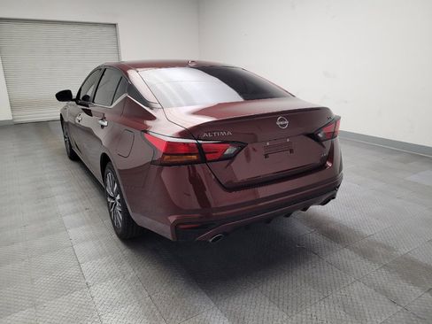 Used 2023 Nissan Altima 2.5 SV w/ SV Premium Package image 6