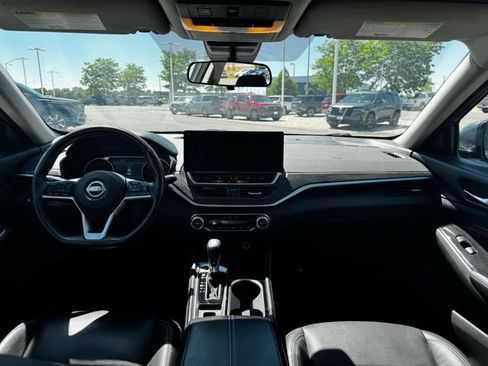 Used 2023 Nissan Altima 2.5 SL FWD image 15