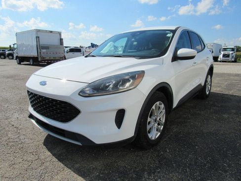 Used 2021 Ford Escape SE FWD image 7