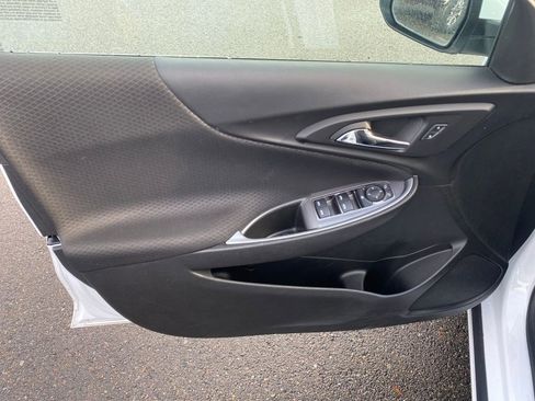 Used 2023 Chevrolet Malibu LT image 17