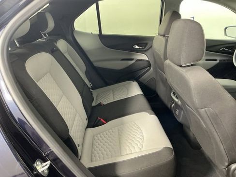 Used 2020 Chevrolet Equinox LS w/ LS Convenience Package FWD image 11
