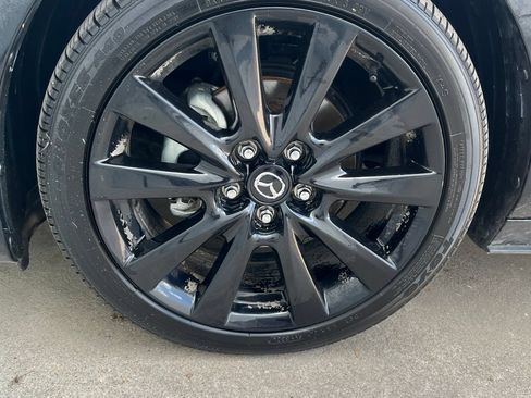 Certified 2025 MAZDA MAZDA3 s FWD image 28