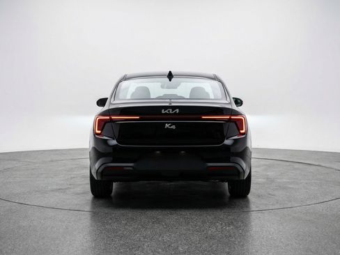 Used 2025 Kia K4 FWD image 7