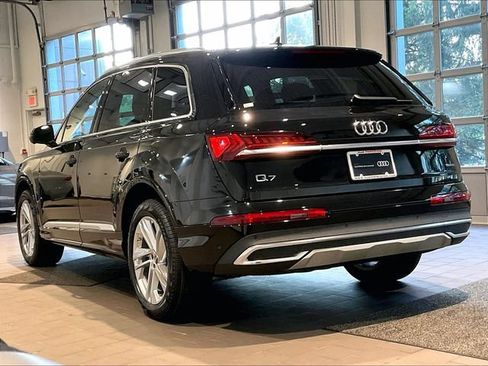 Used 2023 Audi Q7 3.0T Premium Plus AWD/4WD image 4