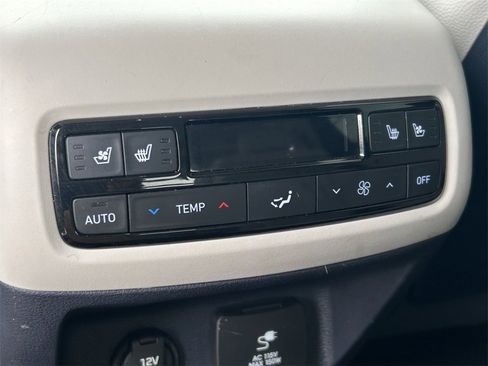 Used 2024 Hyundai Palisade Limited image 25