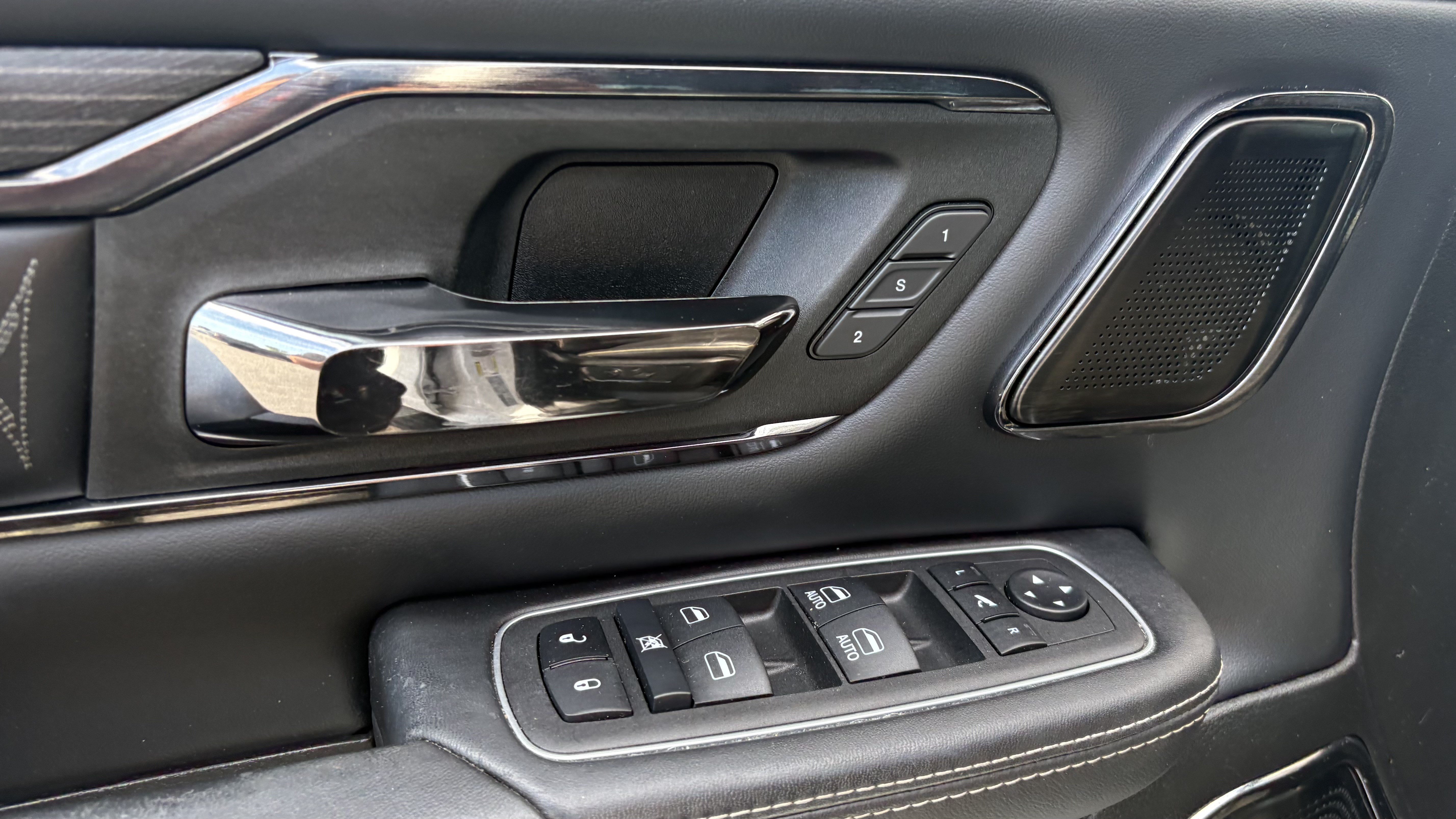 Used 2023 RAM 1500 Limited w/ Night Edition AWD/4WD image 17