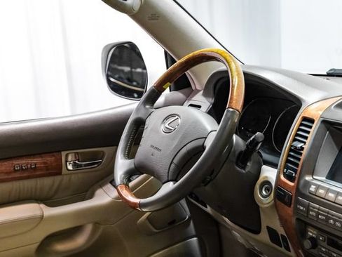 Used 2004 Lexus GX 470 AWD/4WD image 19