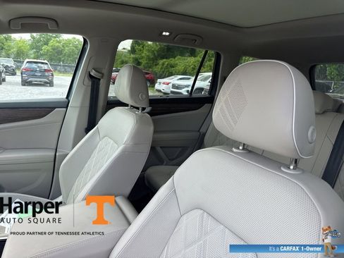 Used 2025 Volkswagen Atlas SEL Premium R-Line AWD/4WD image 12