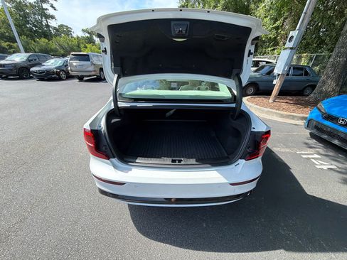 Certified 2024 Volvo S60 B5 Plus FWD image 23