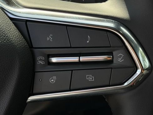 New 2026 Chevrolet Equinox LT w/ Safety and Technology Package FWD image 22