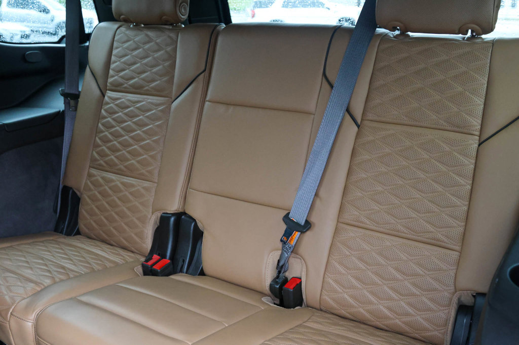 Used 2023 Cadillac Escalade Premium Luxury RWD image 19