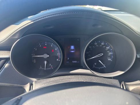 Used 2019 Toyota C-HR LE image 19