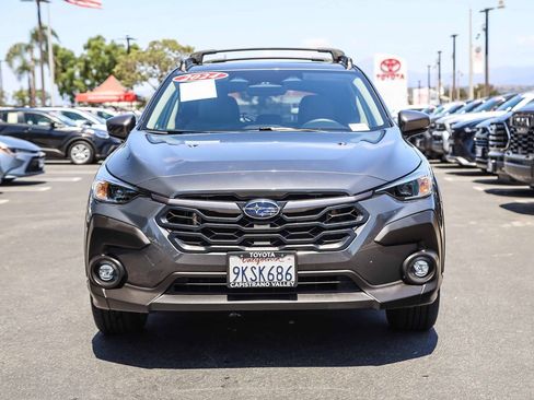 Used 2024 Subaru Crosstrek 2.0i Premium AWD/4WD image 2