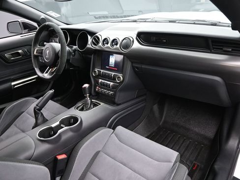 Used 2020 Ford Mustang Shelby GT350 w/ Technology Package image 38