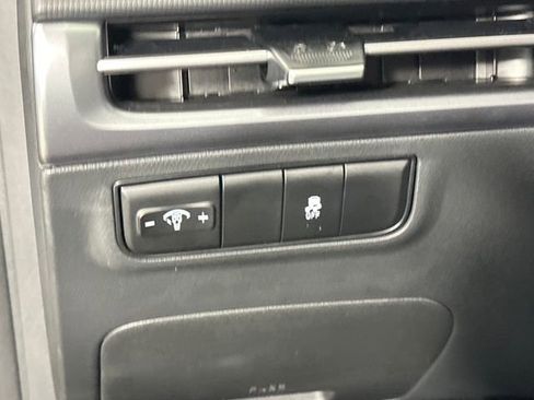 Used 2026 Hyundai Tucson SE image 19