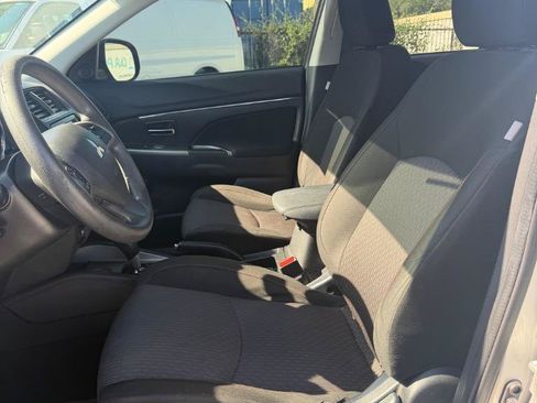 Used 2019 Mitsubishi Outlander Sport ES FWD image 11