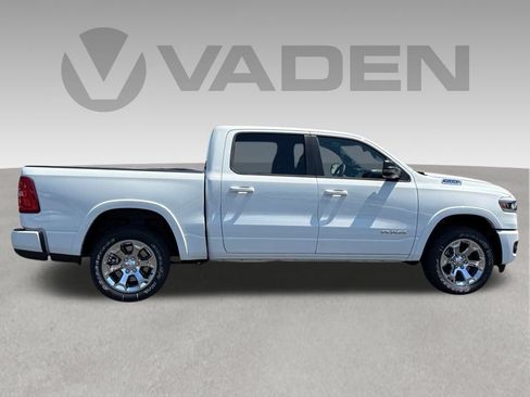 New 2026 RAM 1500 Big Horn AWD/4WD image 4